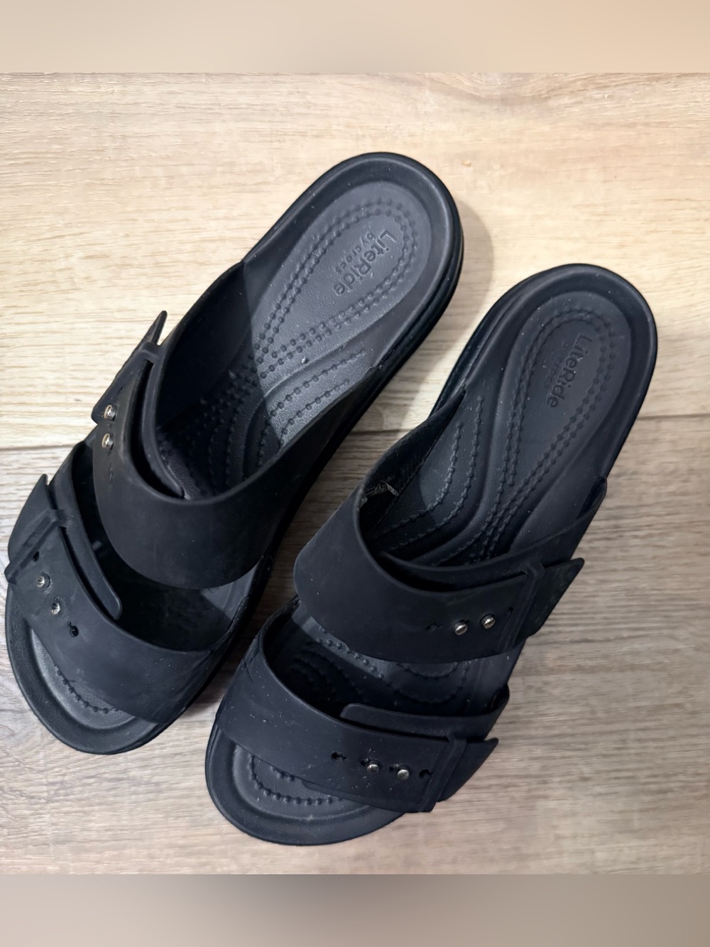 Life Stride by Crocs Black Double-Strap Slide platform Sandals for Women Sz.7